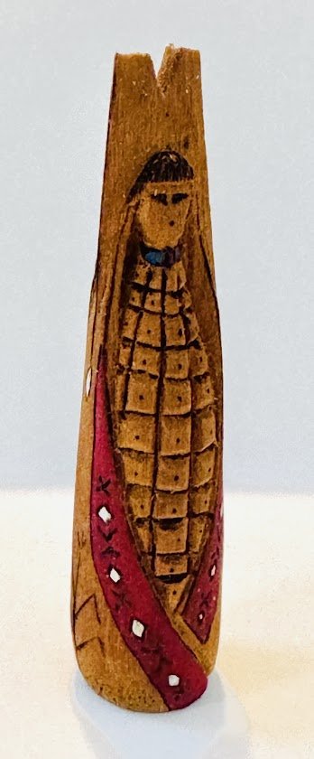 Zuni Spirits is proud to represent a variety of Zuni fetish carvers, including Ravis O, Sr.|  Painted Cottonwood Tablita Corn Maiden (Inlaid)